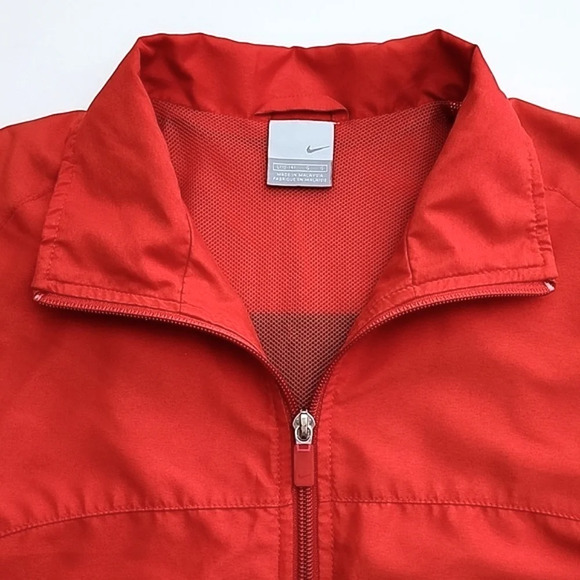 Nike Women’s Vintage Red Black Lightweight Jacket Windbreaker Size  Large - Picture 7 of 15